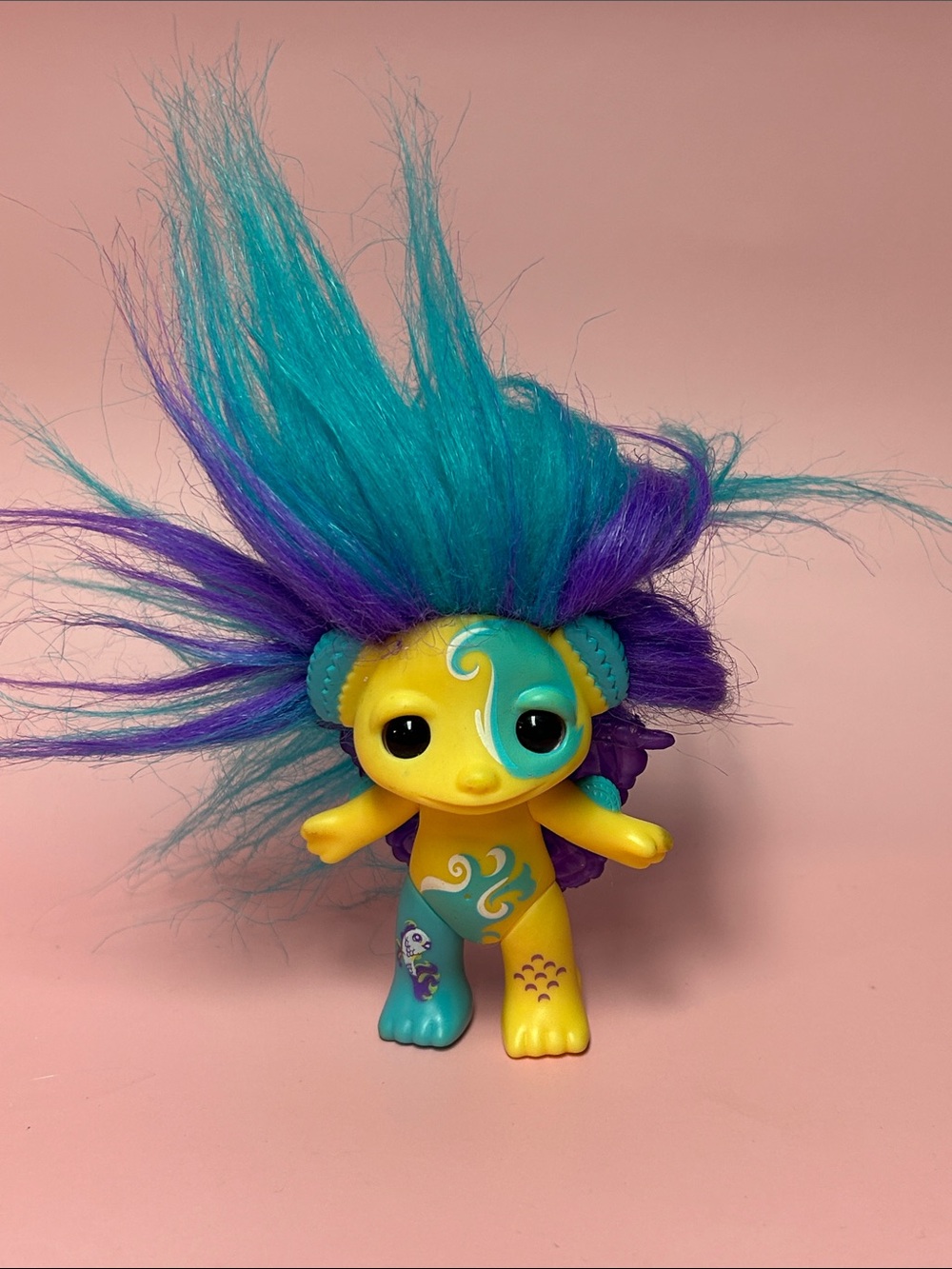 The zelfs The Medium - Koi Fish Doll